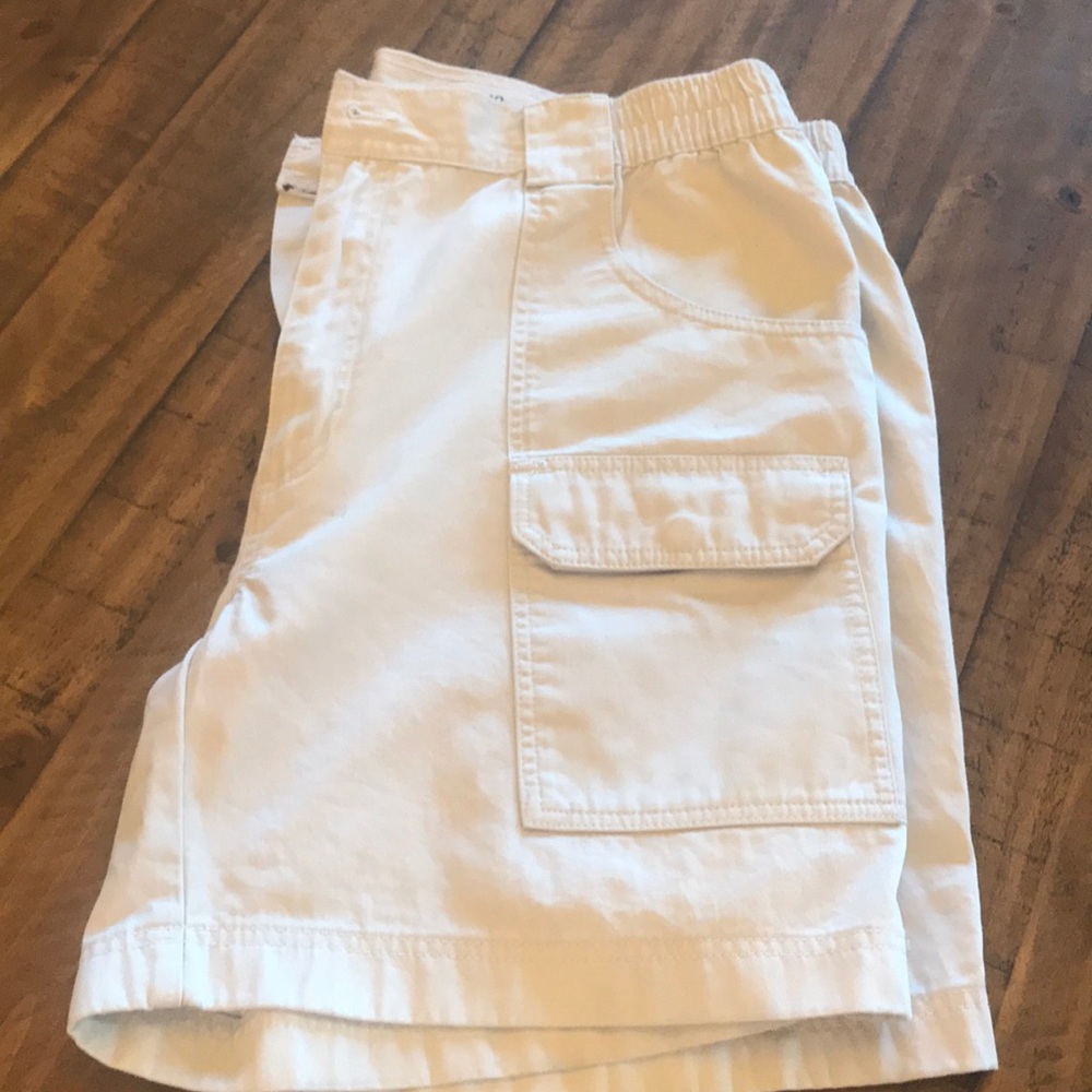Classic Fit Stretch Shorts 🌟2-for$20🌟